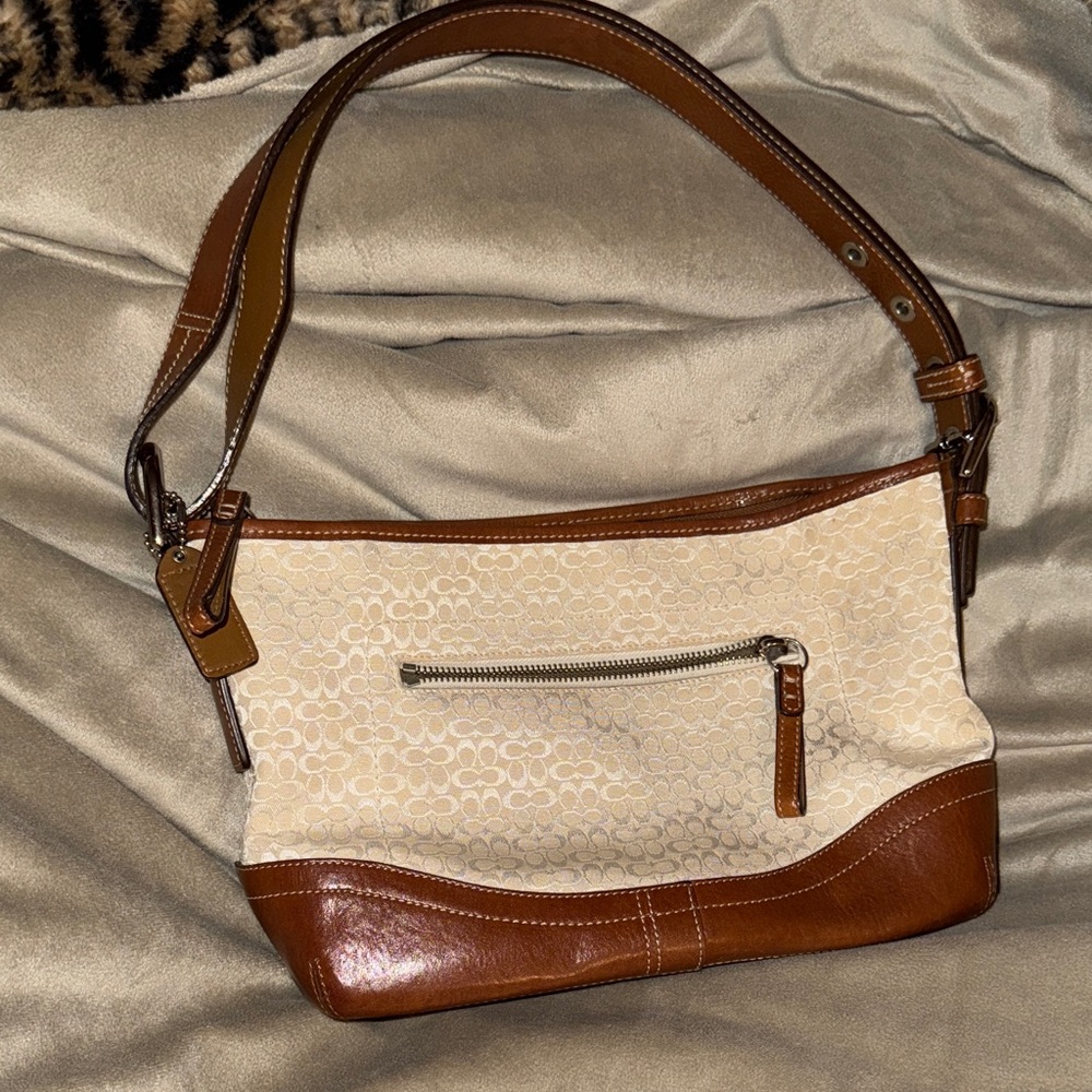 Coach Soho Hamptons Classic Bag F10945